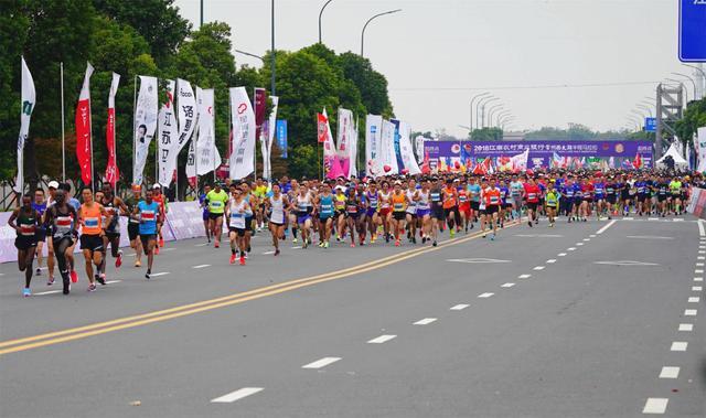 明天10:00，2019常州西太湖半程马拉松报名正式开始