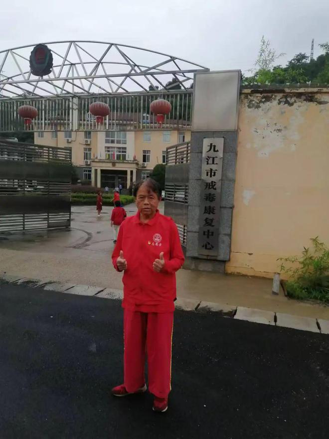 游泳杯亚洲冠军是谁_亚洲杯游泳冠军_游泳杯亚洲冠军名单