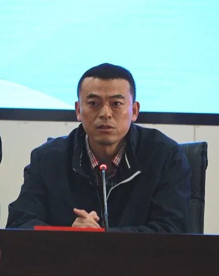 演示篮球规则图片大全_篮球所有规则演示图片_篮球演示文稿