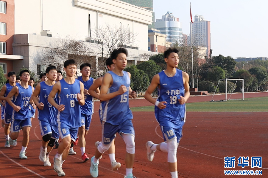 江西南昌篮球队_南昌中职篮球联赛冠军是谁_南昌职业大学篮球