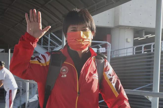 广西足球世界杯冠军名单_广西2021年足球全运会队_广西足球明星