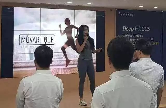 明星健身女直播间_健身女主播价值2亿_直播健身明星间女的是谁