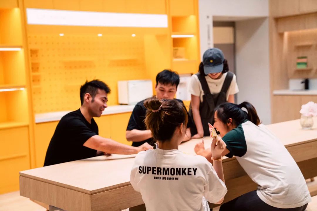 房装修健身运动设计效果图_家装健身房室内设计_运动与健身房装修设计