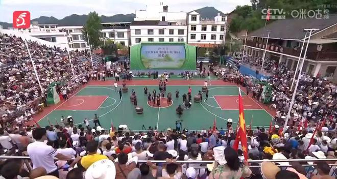 临夏篮球比赛冠军是谁_2020临夏篮球比赛_临夏篮球队