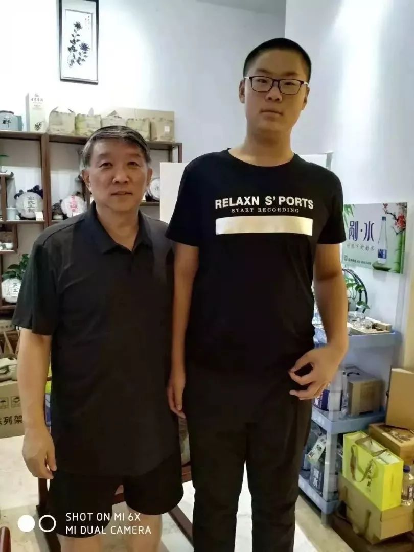 篮球规则新手入门英语_篮球规则英语翻译_打篮球的规则和技能英语