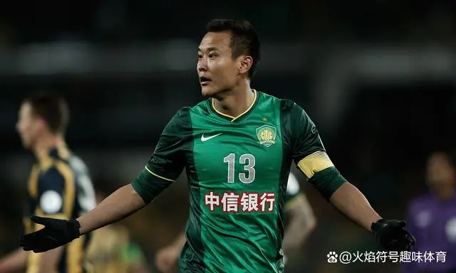 中国足球历史优秀中场_著名足球中场_足球历史十大中场大师