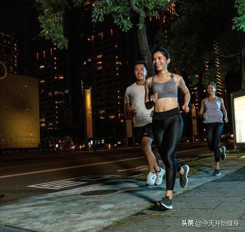 健身营养之水的作用_营养健身作用水果有哪些_运动营养水